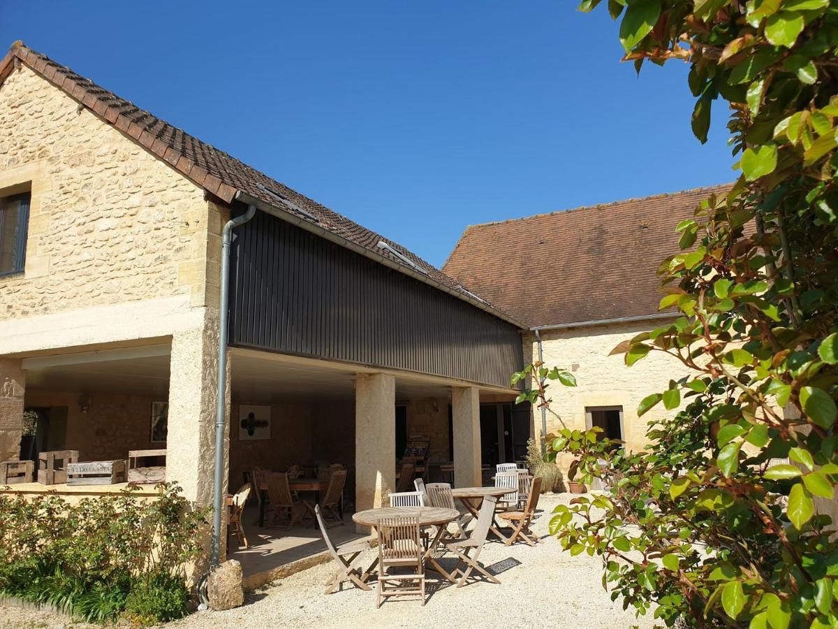 Le 4 Acomodação com café da manhã Montignac-Lascaux Exterior foto