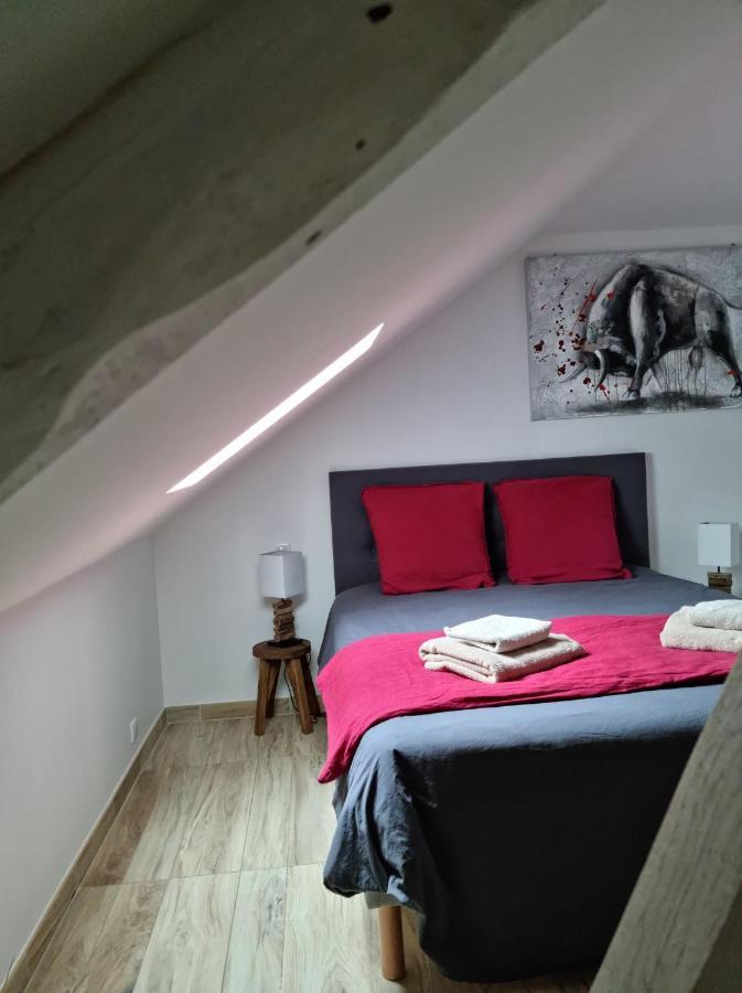 Le 4 Acomodação com café da manhã Montignac-Lascaux Exterior foto